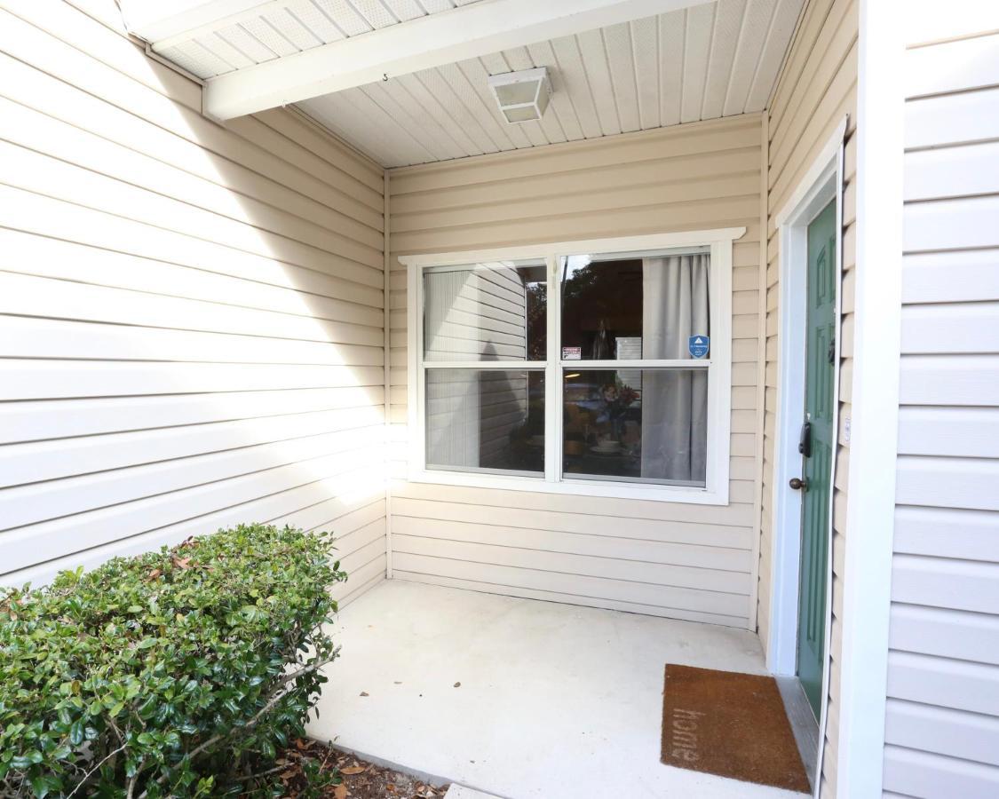 Nomad Retreat King Bed Boutique Condo W Garage Gainesville Exterior foto